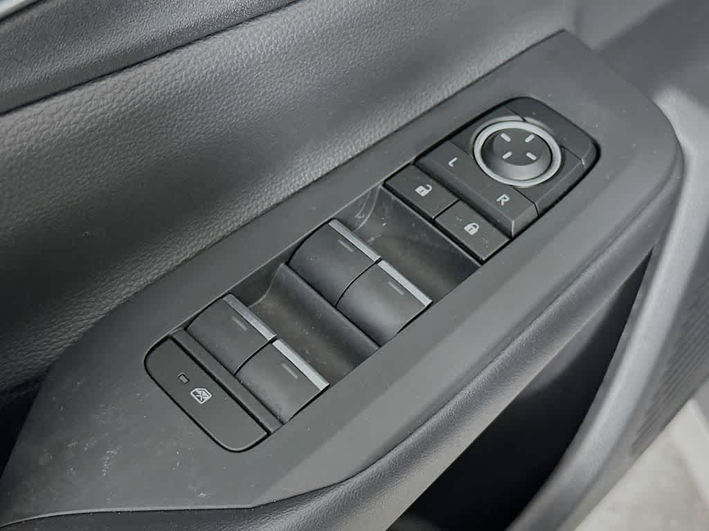 Toyota Prius Plug-In Hybrid XSE Premium 2025
