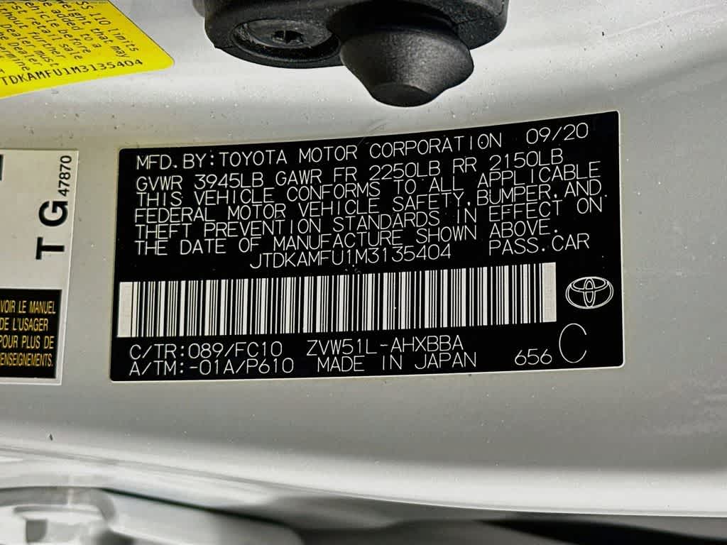 Toyota Prius L Eco 2021