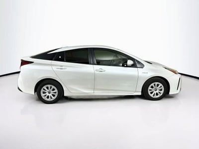 Toyota Prius L Eco 2021