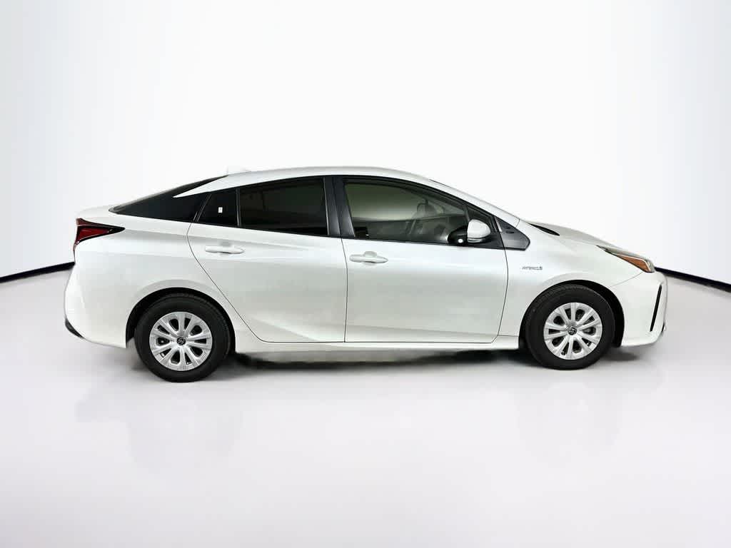 Toyota Prius L Eco 2021