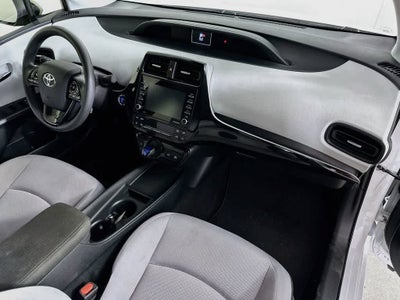 Toyota Prius L Eco 2021