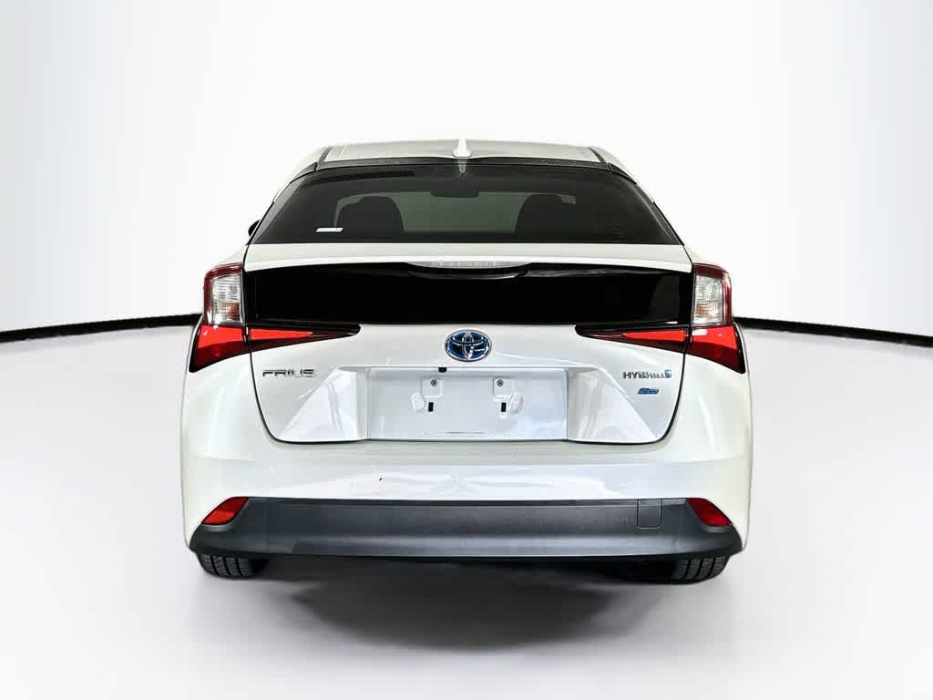 Toyota Prius L Eco 2021
