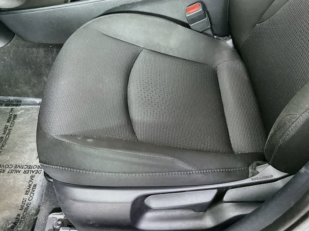 Toyota Prius L Eco 2022