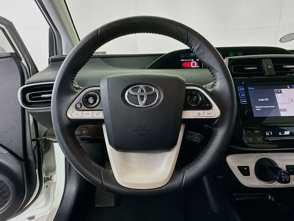 Toyota Prius Prime Plus 2019