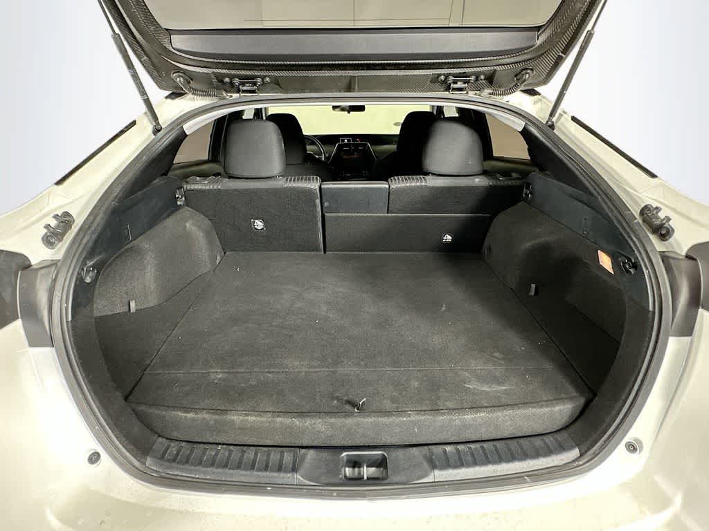 Toyota Prius Prime Plus 2019