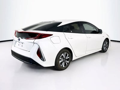 Toyota Prius Prime Plus 2019