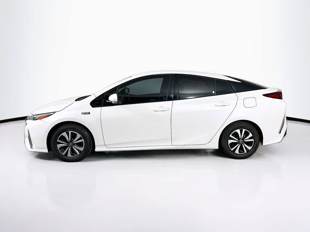 Toyota Prius Prime Plus 2019