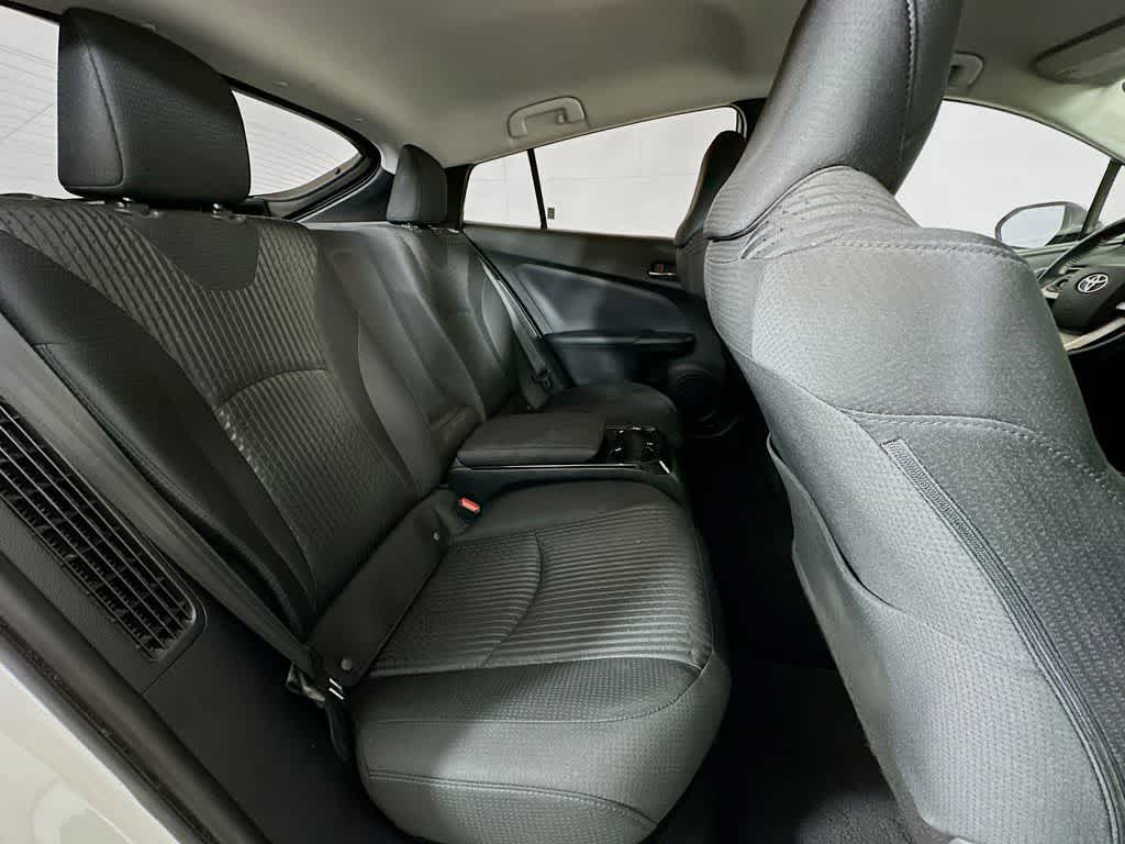 Toyota Prius Prime Plus 2019