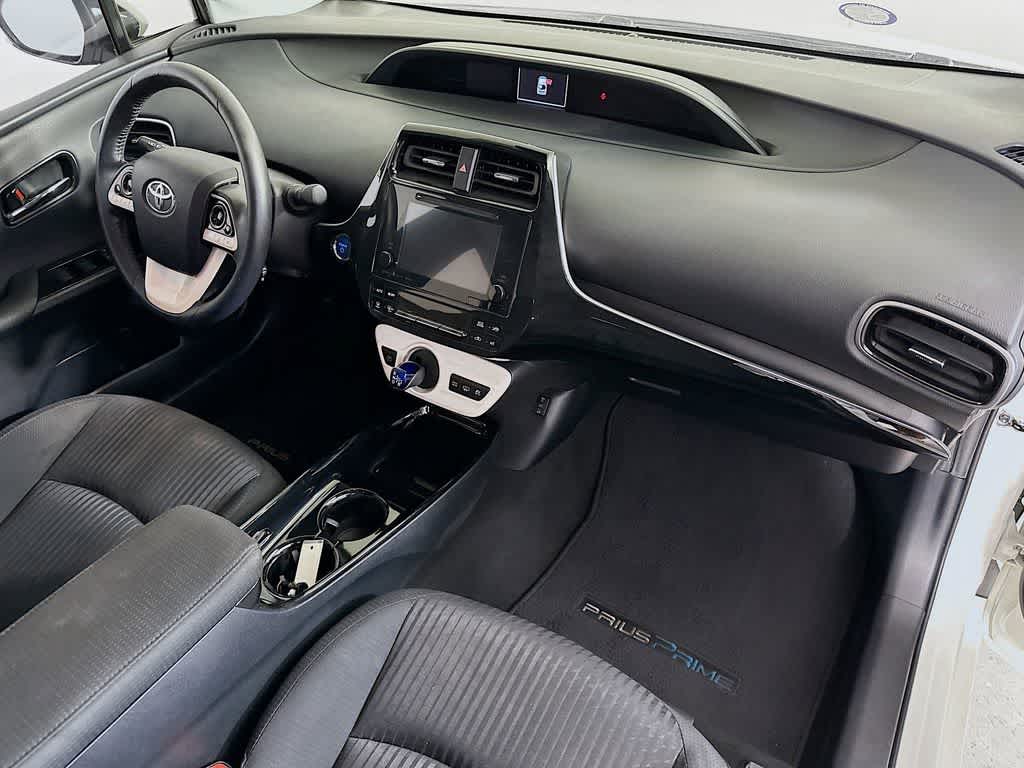 Toyota Prius Prime Plus 2019