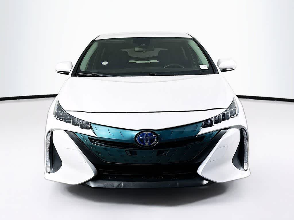 Toyota Prius Prime Plus 2019