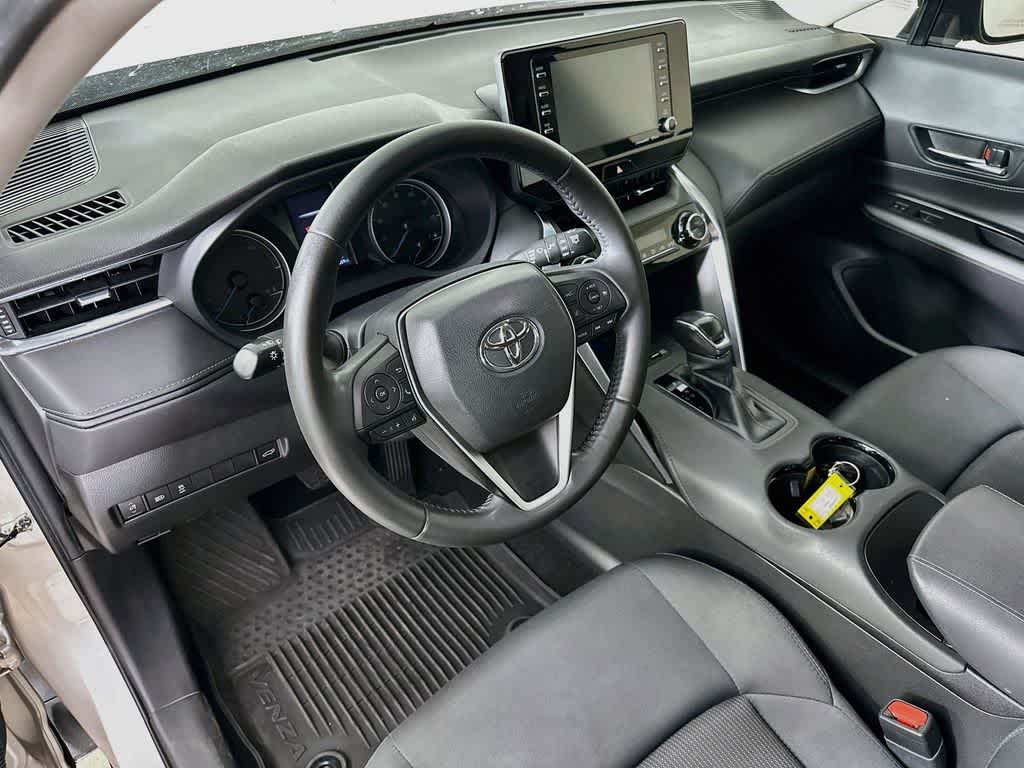 Toyota Venza LE 2021