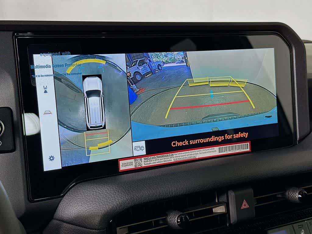 Toyota Land Cruiser Base 2025