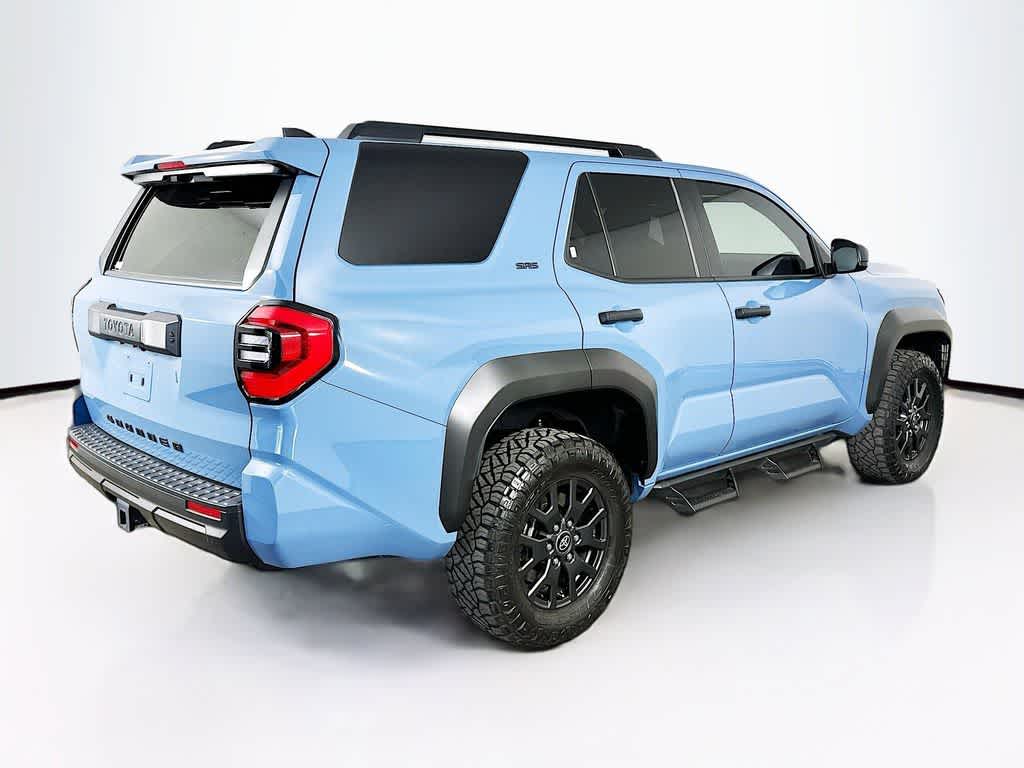 Toyota 4Runner SR5 2025