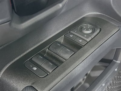 Toyota 4Runner SR5 2025