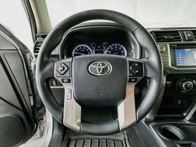 Toyota 4Runner SR5 de 2018