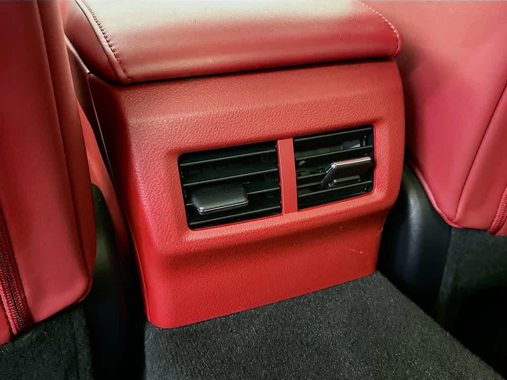 Lexus IS F SPORT 2024