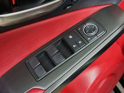 Lexus IS F SPORT 2024