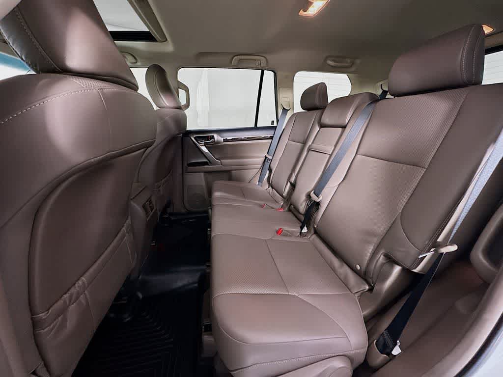 Lexus GX 460 Base 2016