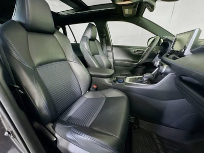 Toyota RAV4 Hybrid XSE 2020