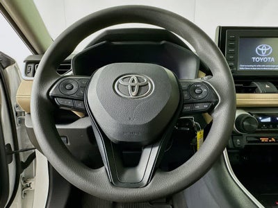 Toyota RAV4 LE 2019