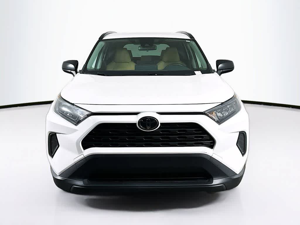 Toyota RAV4 LE 2019