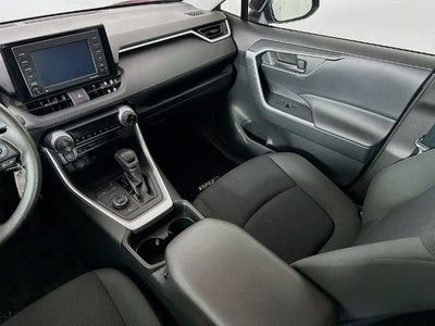 Toyota RAV4 Hybrid LE 2021