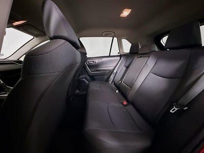 Toyota RAV4 Hybrid LE 2021