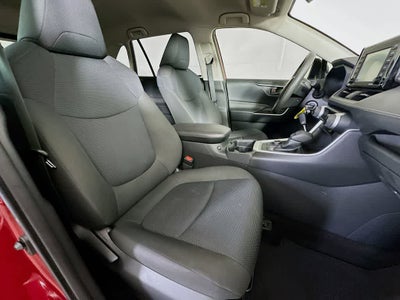 Toyota RAV4 Hybrid LE 2021