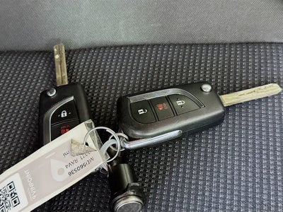 Toyota RAV4 Hybrid LE 2021