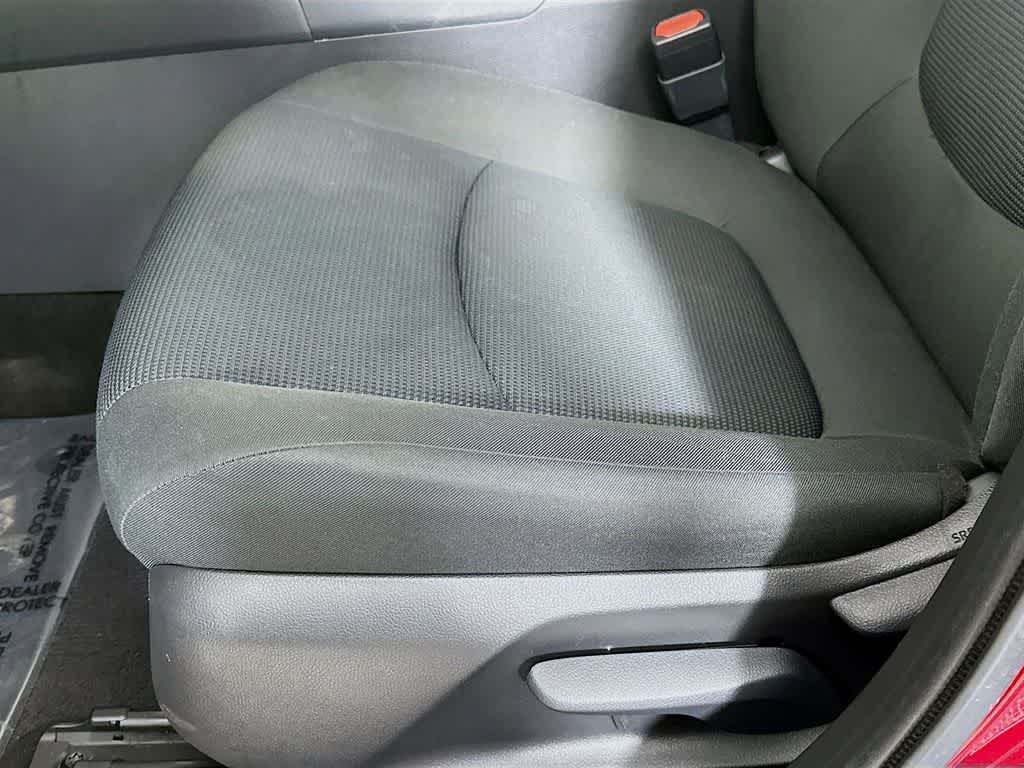 Toyota RAV4 Hybrid LE 2021