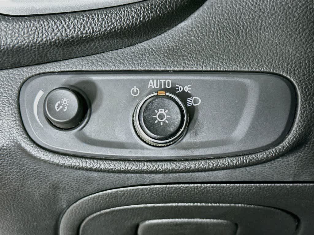 Chevrolet Trax LS 2020