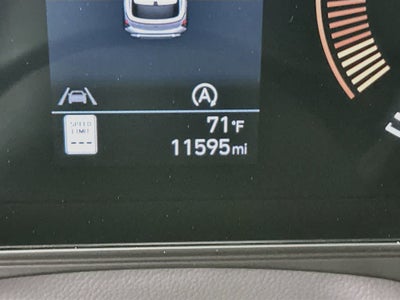 Hyundai Kona SE 2025