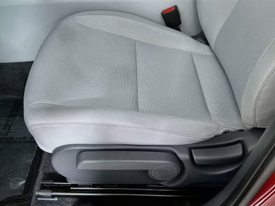 Hyundai Kona SE 2025