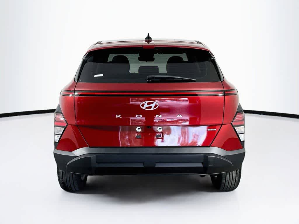 Hyundai Kona SE 2025