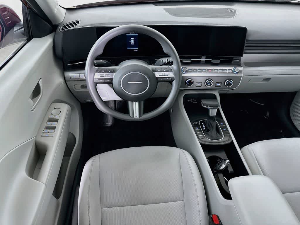 Hyundai Kona SE 2025