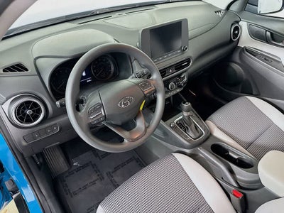 Hyundai Kona SE 2023
