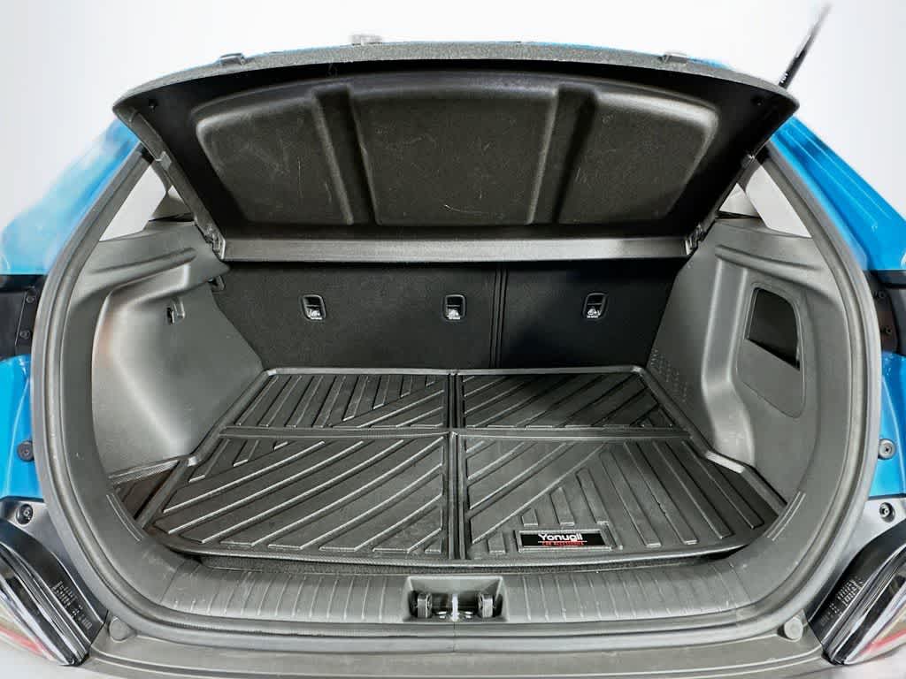 Hyundai Kona SE 2023