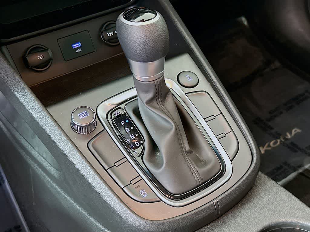 Hyundai Kona SEL 2022