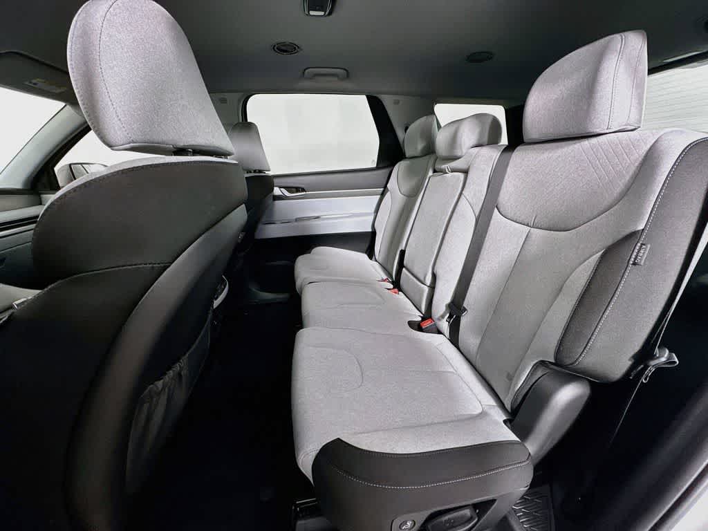 Hyundai Palisade SE 2025