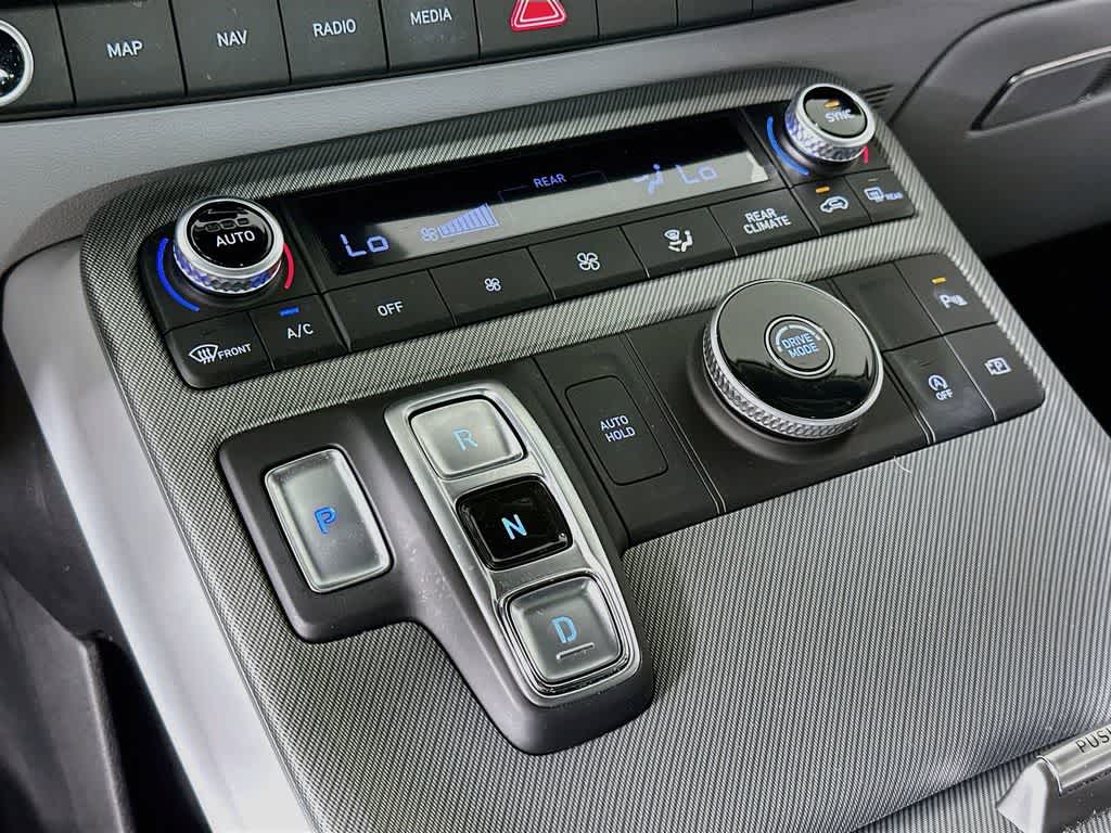 Hyundai Palisade SE 2025