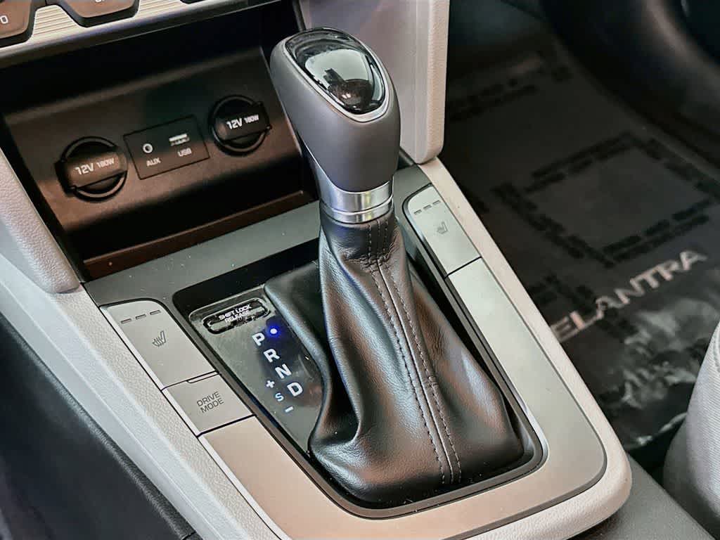 Hyundai Elantra Value Edition 2019