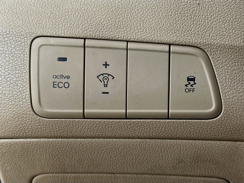Hyundai Elantra Limited 2013