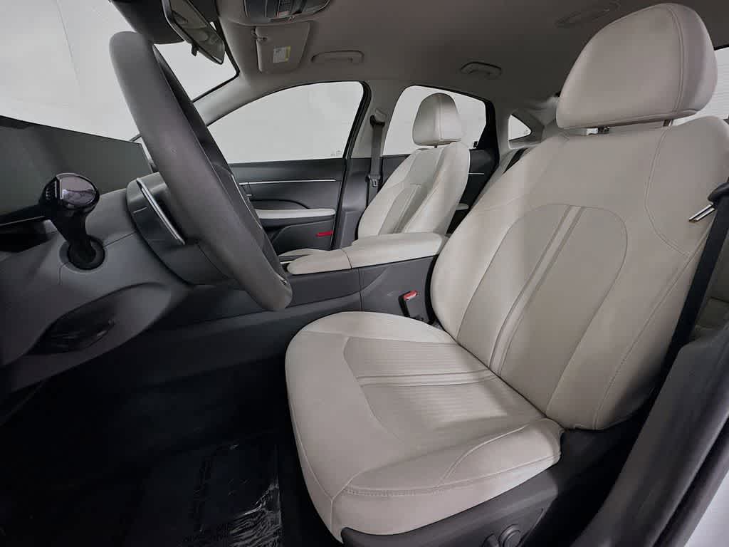 Hyundai Sonata SEL 2025