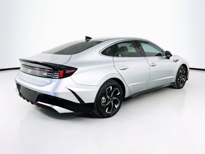 Hyundai Sonata SEL 2025