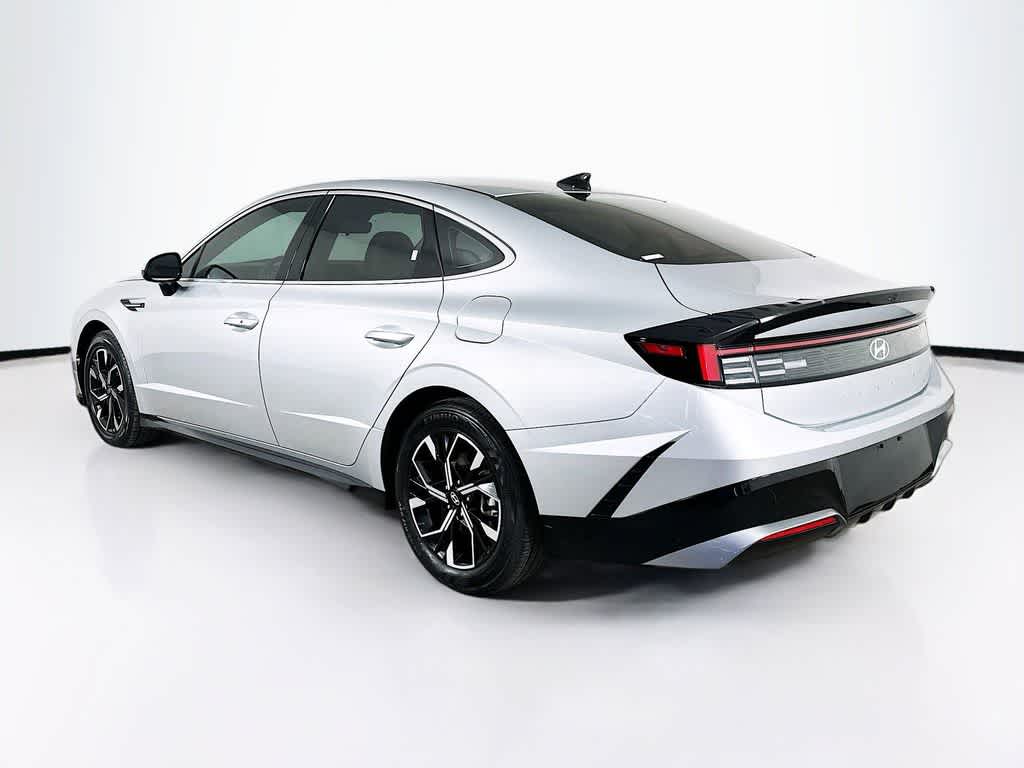 Hyundai Sonata SEL 2025