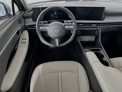 Hyundai Sonata SEL 2025