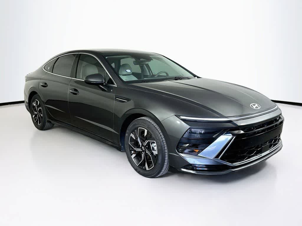 Hyundai Sonata SEL 2025