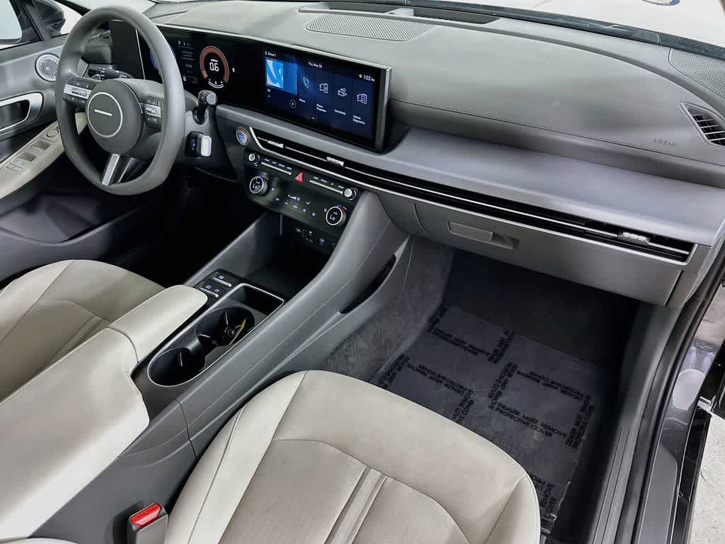 Hyundai Sonata SEL 2025