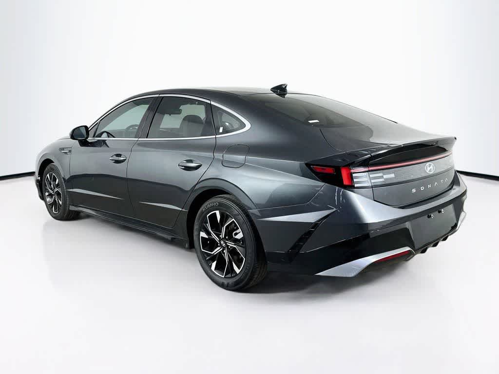 Hyundai Sonata SEL 2025