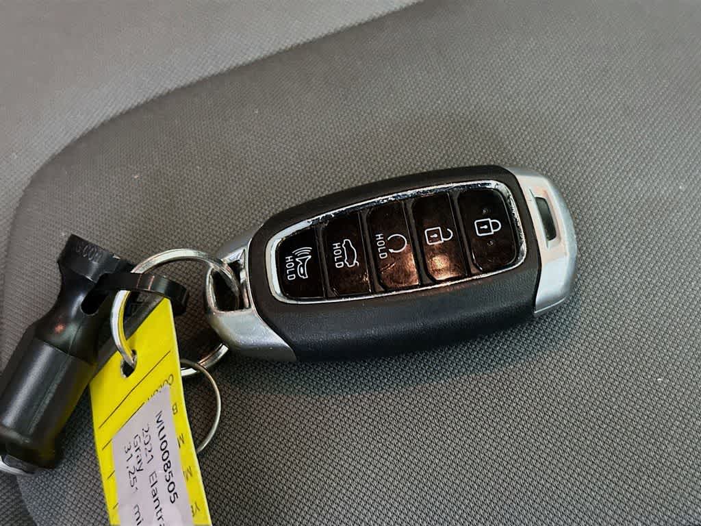 Hyundai Elantra Hybrid Blue 2021